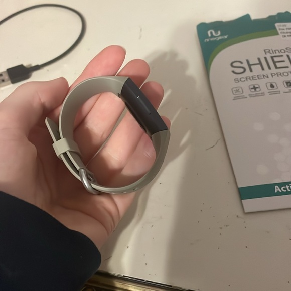 Fitbit Charge 2 - Picture 3 of 7